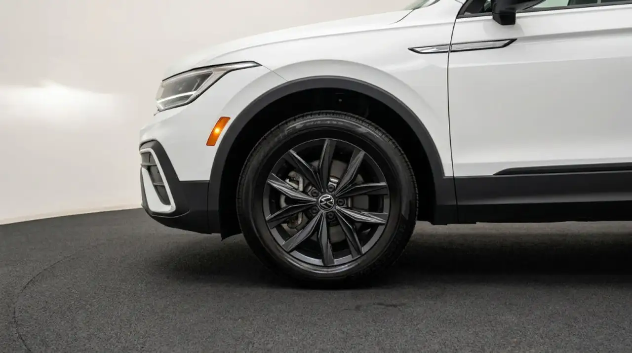 Volkswagen Tiguan photo Volkswagen Tiguan