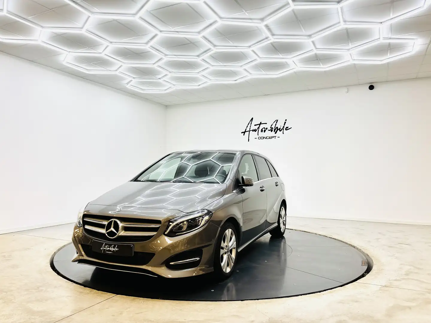 Mercedes-Benz B 180 ✅1AN GARANTIE✅1ER PROPRIO✅CARNET COMPLET✅L Gris - 1