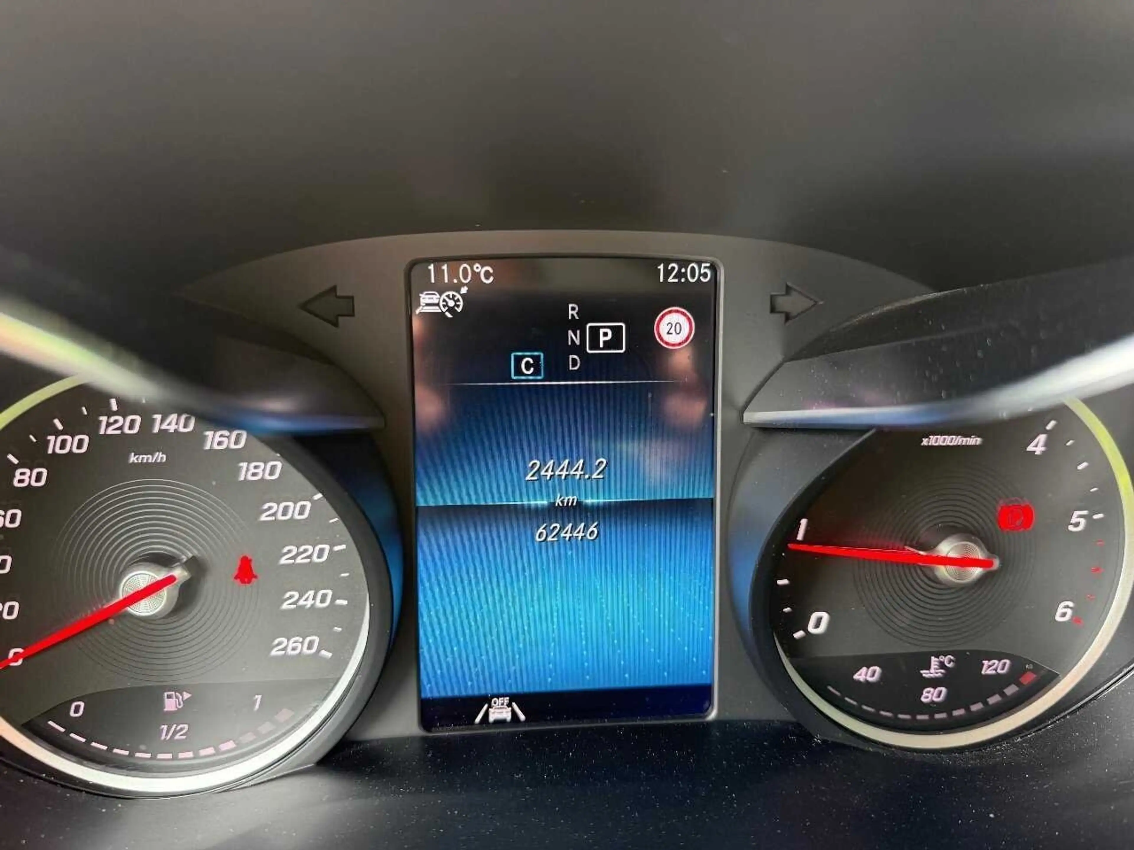 Mercedes-Benz GLC 220 d 4Matic ACC BLIS El.Heckkl. Key — photo 9