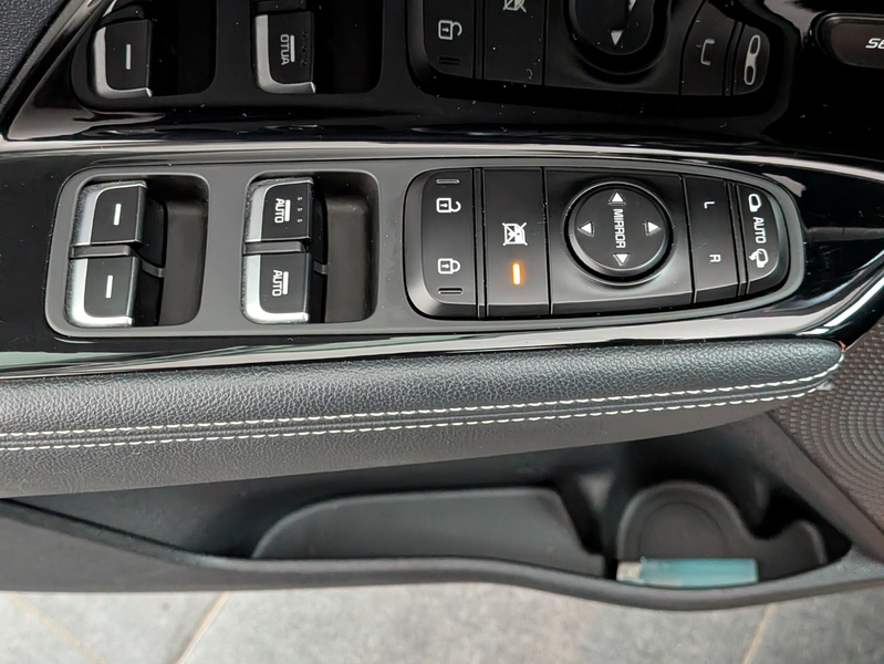 Kia e-Niro ExecutiveLine 64 kWh | Trekhaak | Stoel ventilate/ — photo 7