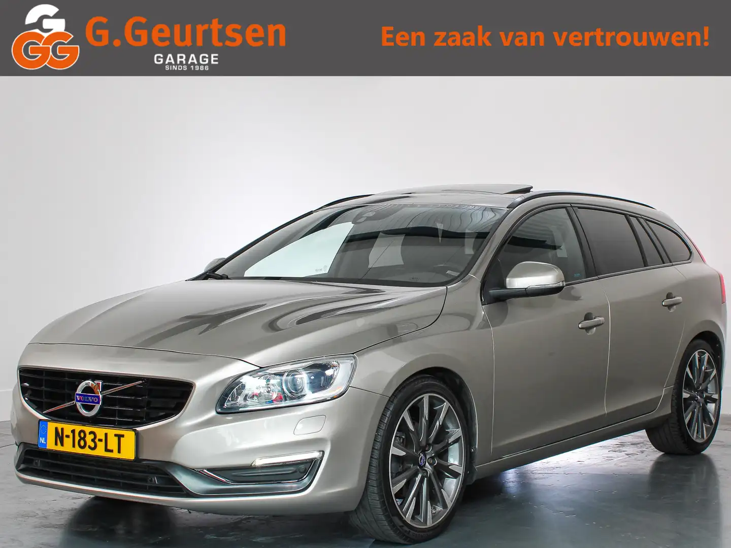 Volvo V60 2.0 T5 Ocean Race, Volleder, Memory, Schuif/Kantel Brązowy - 1