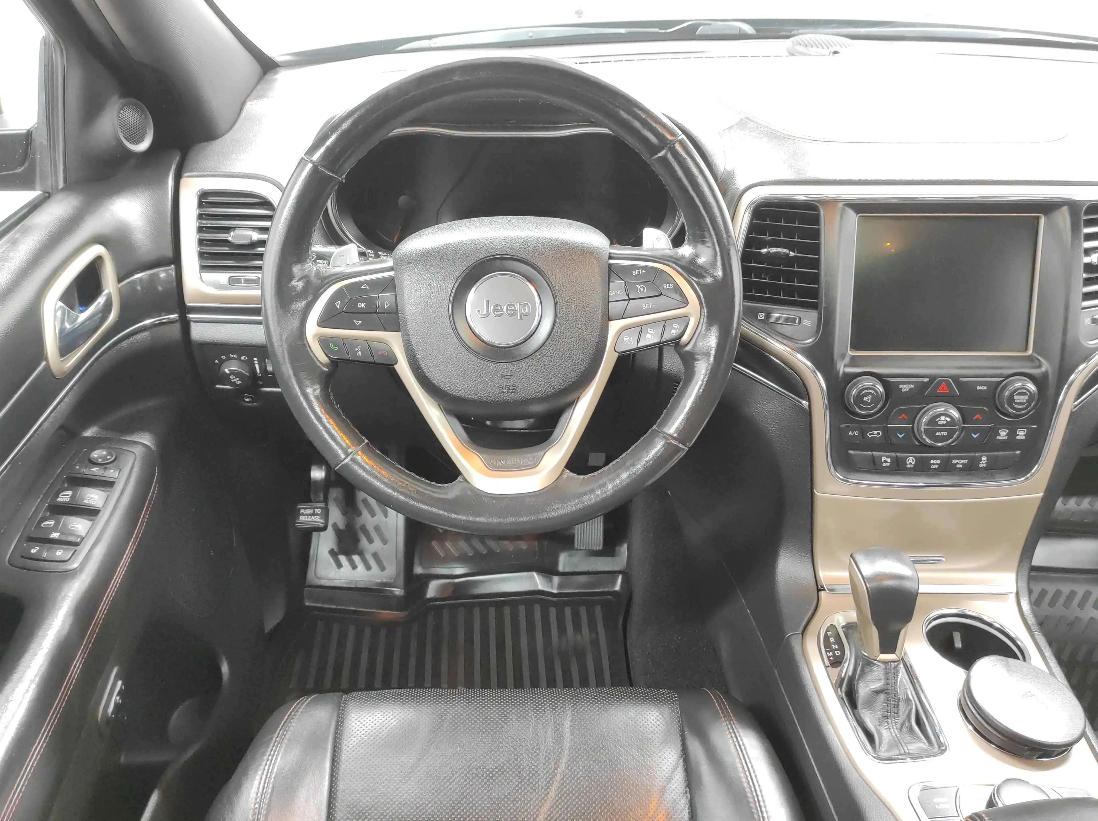 Jeep Grand Cherokee 3.0 CRD 1941-Limited 4X4 KAMERA NAVI AUTOMATIK LED — photo 13