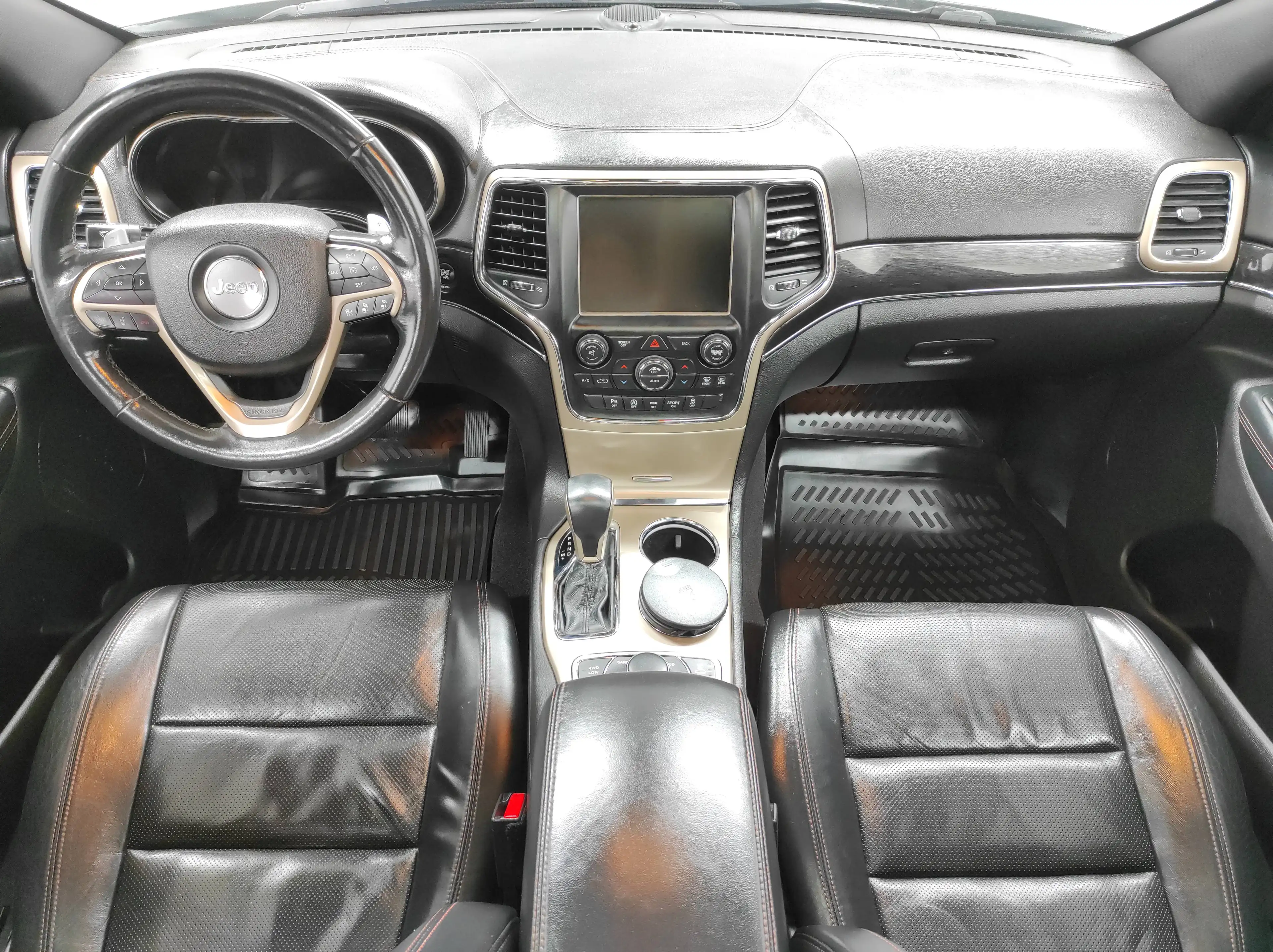 Jeep Grand Cherokee 3.0 CRD 1941-Limited 4X4 KAMERA NAVI AUTOMATIK LED — photo 12