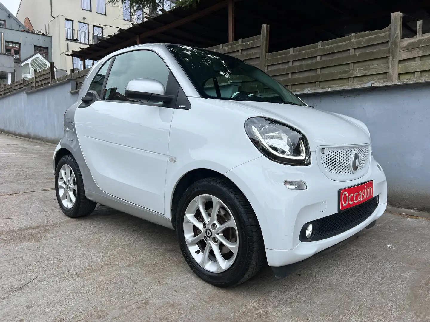 smart forTwo coupé 1.0i Passion Blanc - 1