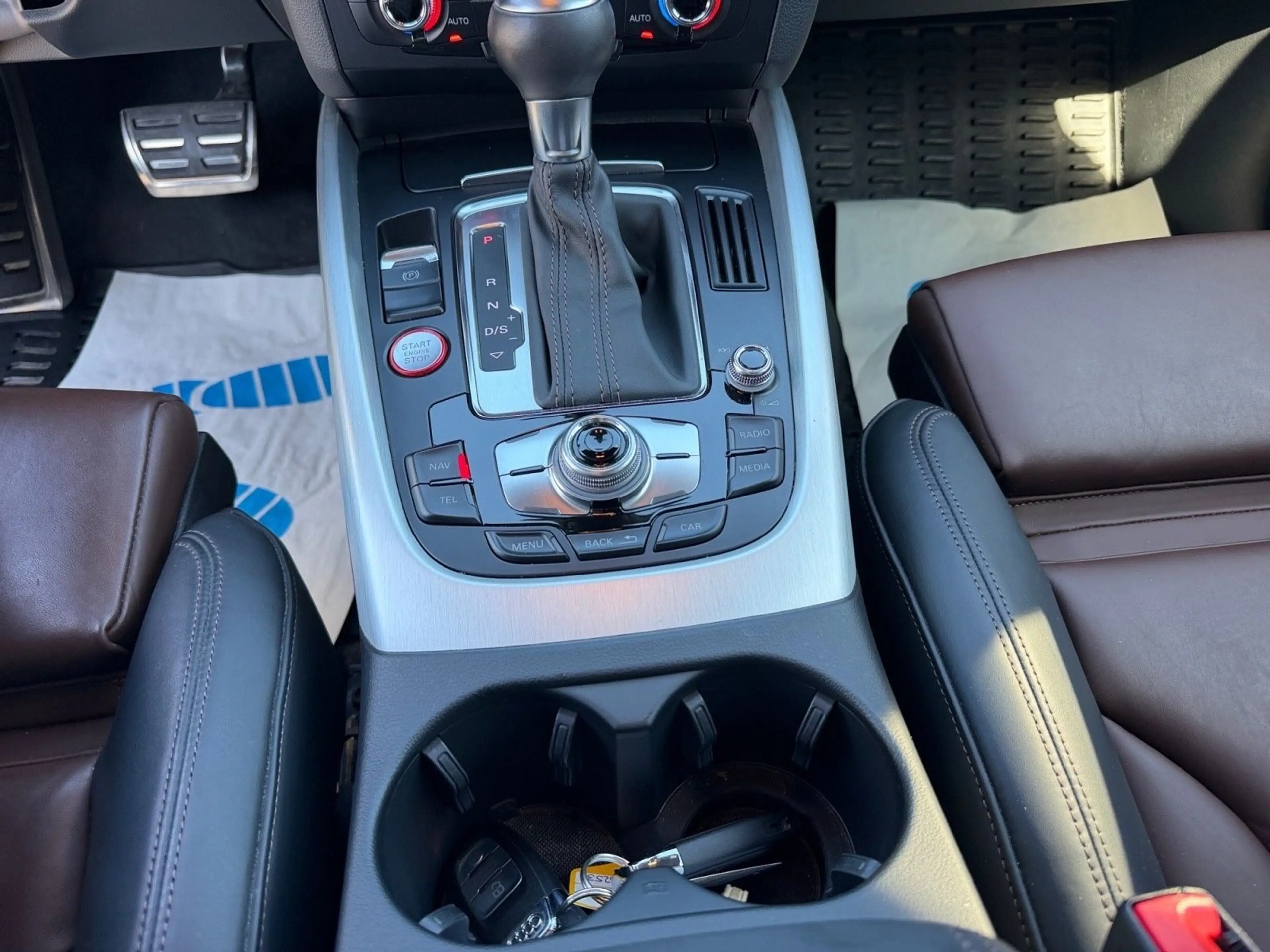 Audi SQ5 3.0 TDI quattro Navi Leder Xenon ACC AHK — photo 13