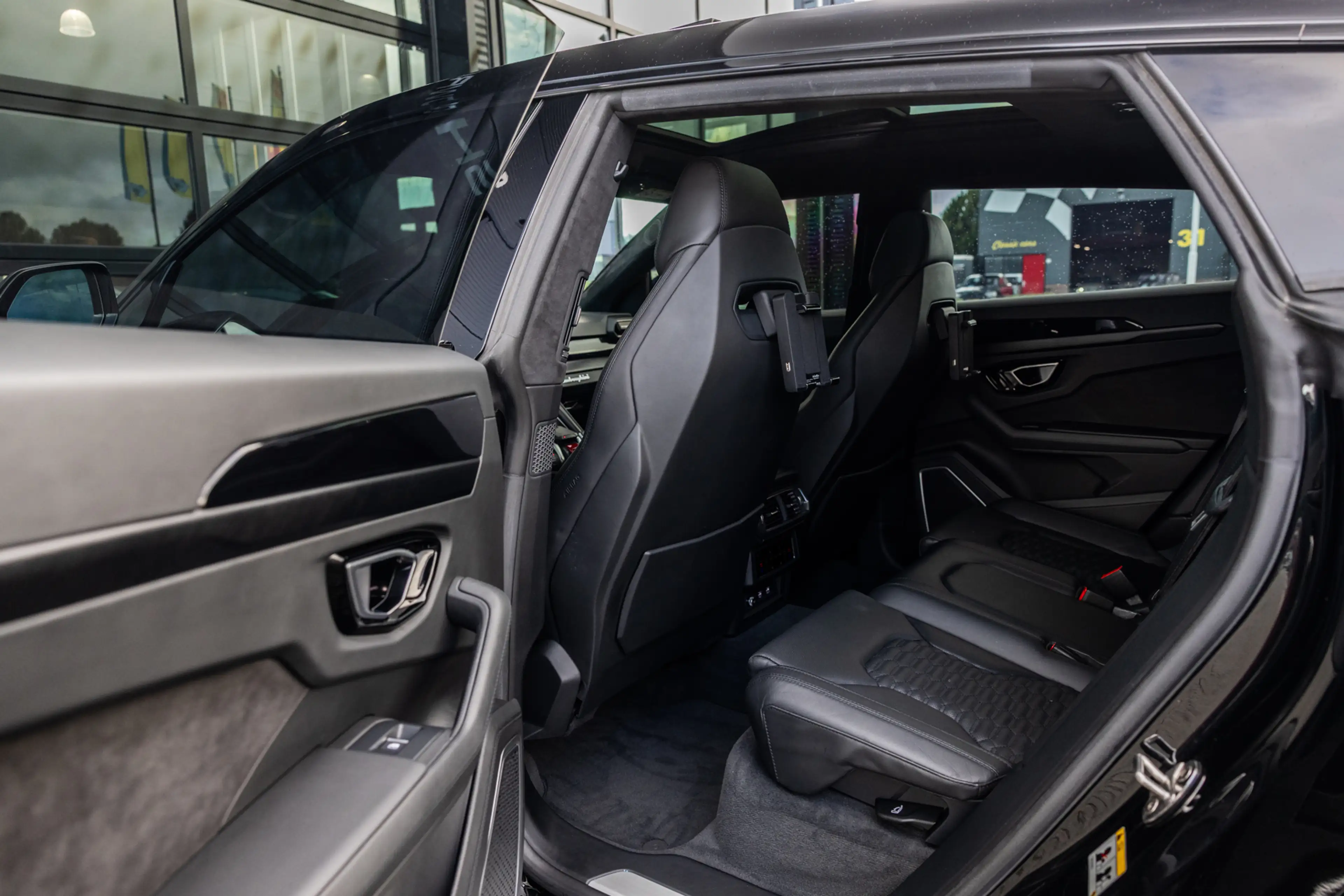 Lamborghini Urus 4.0 V8 Novitec Widy-Body en uitlaat, Massage, 23 i — photo 14