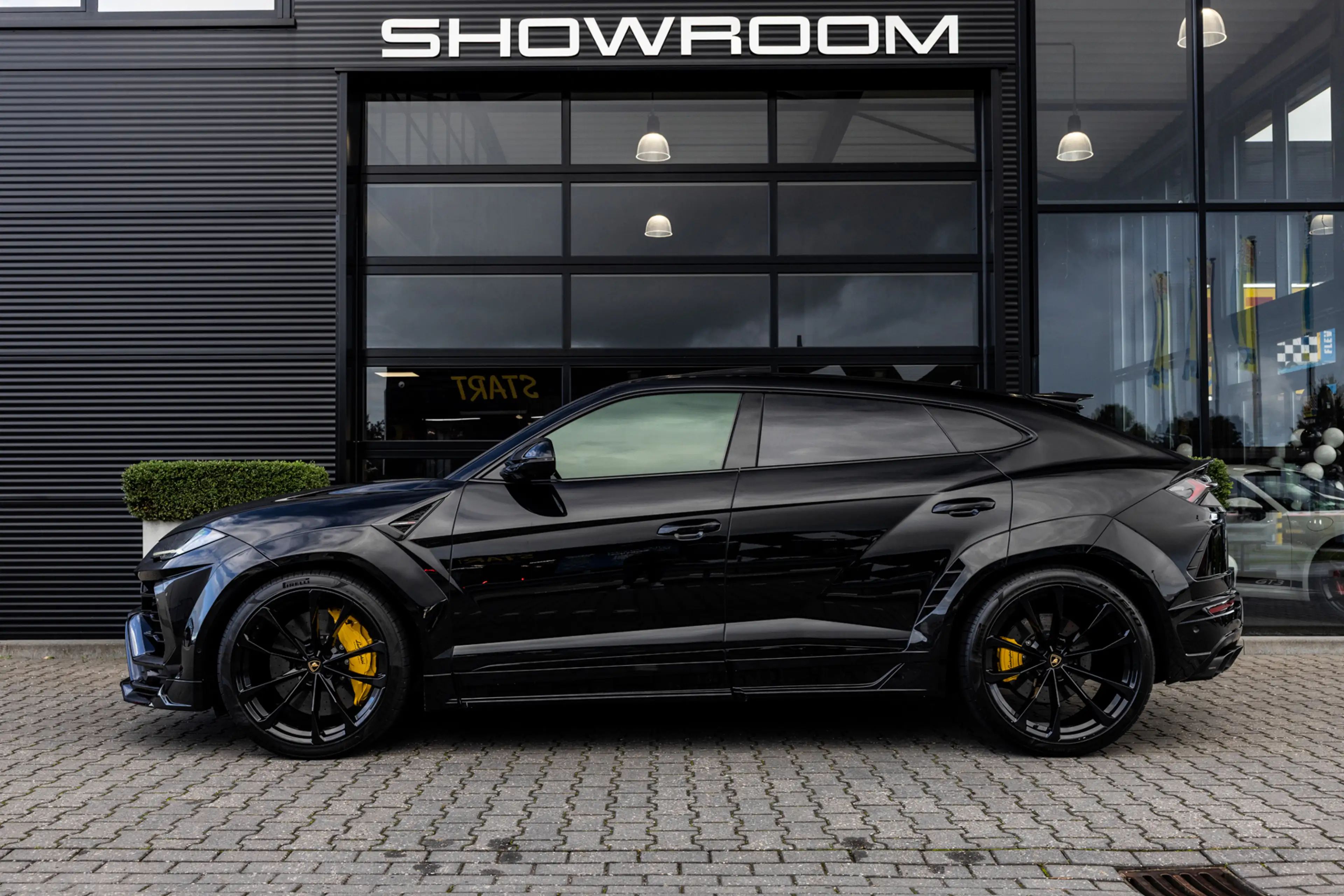 Lamborghini Urus 4.0 V8 Novitec Widy-Body en uitlaat, Massage, 23 i — photo 3