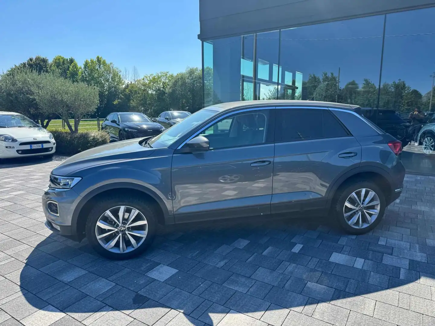 Volkswagen T-Roc 1.5 TSI ACT DSG Style Grey - 2
