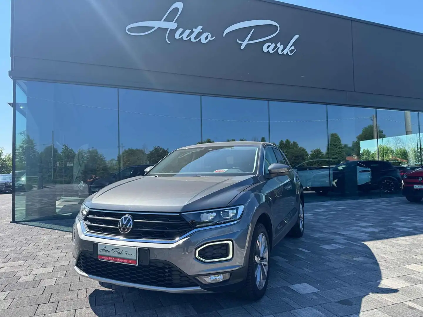 Volkswagen T-Roc 1.5 TSI ACT DSG Style Grey - 1