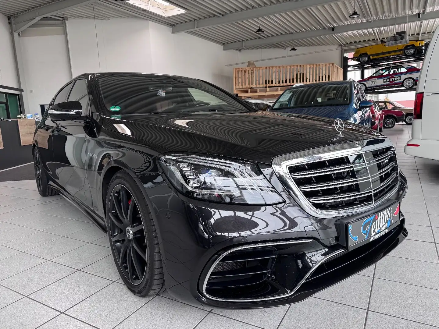Mercedes-Benz S 63 AMG 4Matic+ L *Chauffeur*StHz*V-Max*No-OPF* Schwarz - 2
