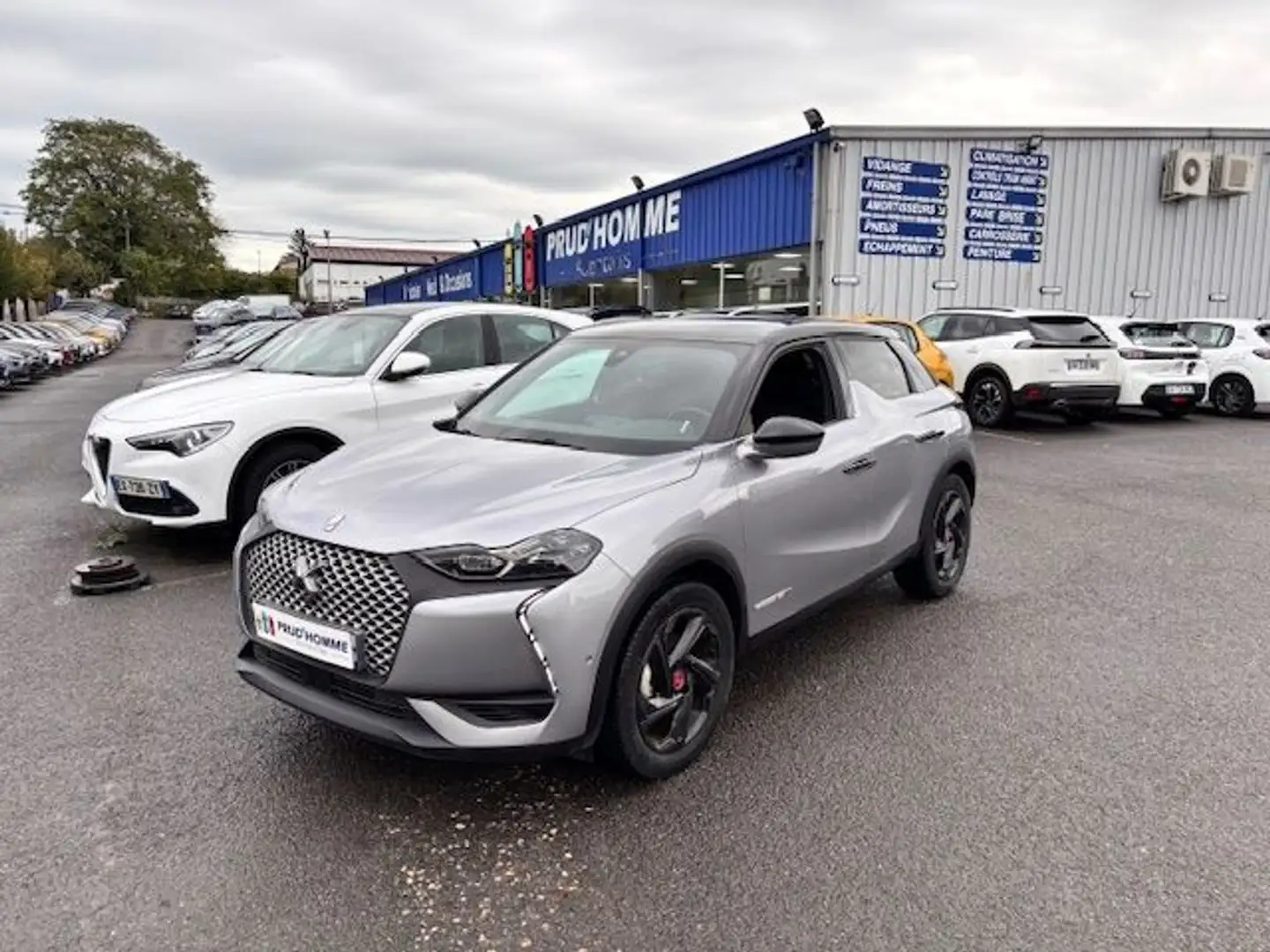 DS Automobiles DS 3 Crossback E-TENSE PERFORMANCE LINE + - 1