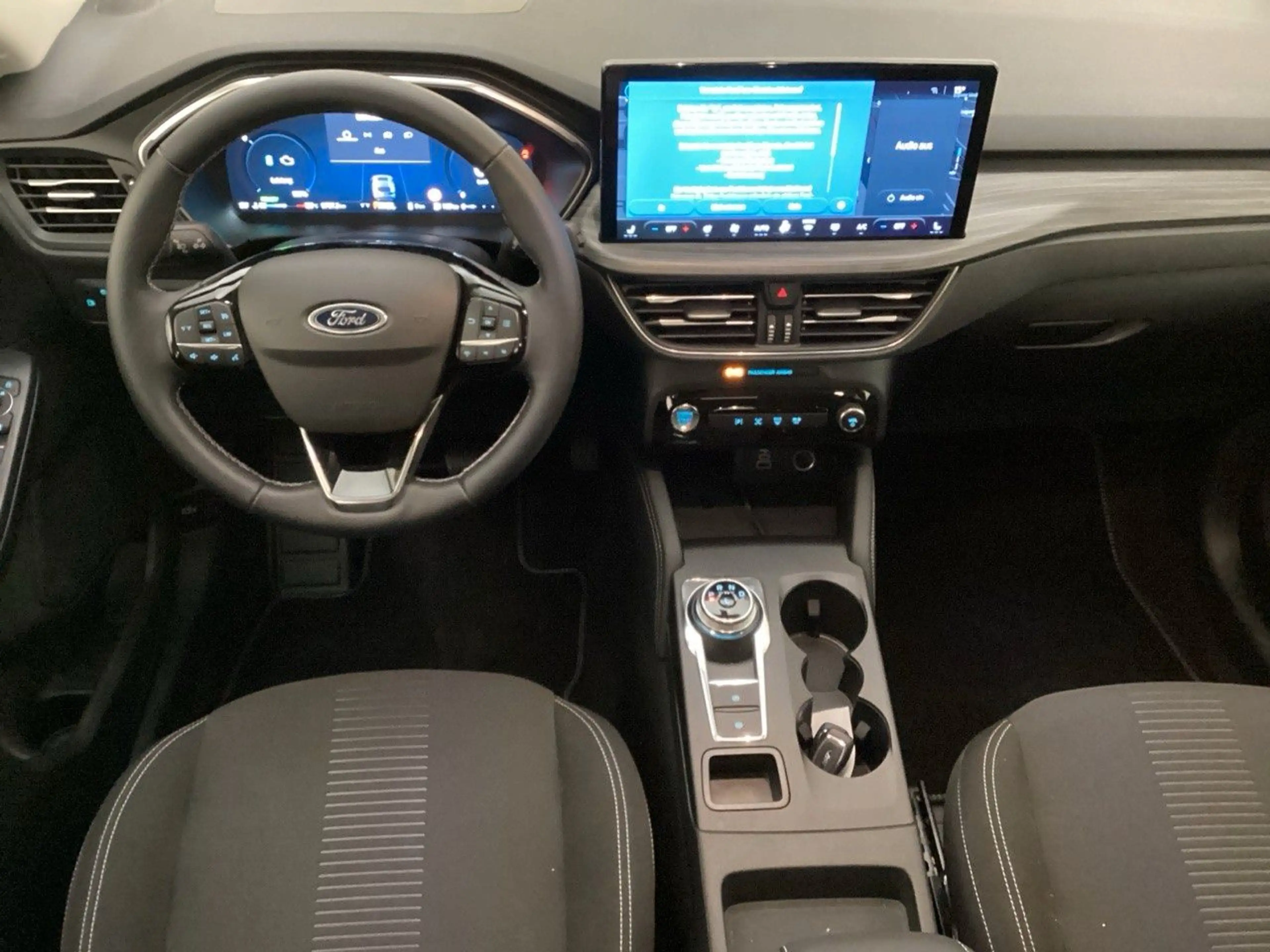 Ford Kuga 2.5 Duratec PHEV Active Auto./TEMPOMAT/ — photo 4