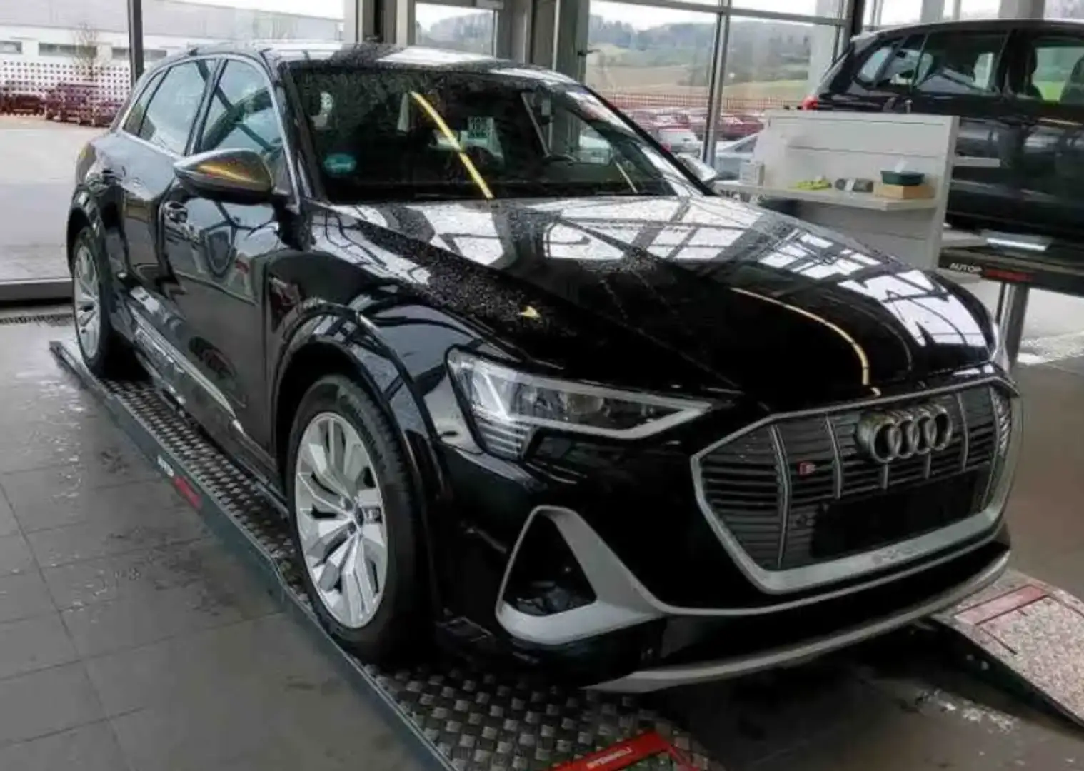Audi e-tron S Nero - 2