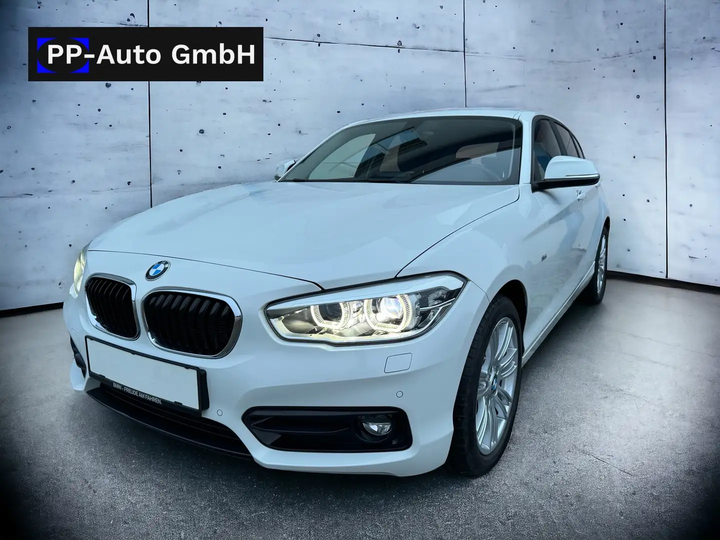 BMW 116 116i Sport Line Weiß - 1