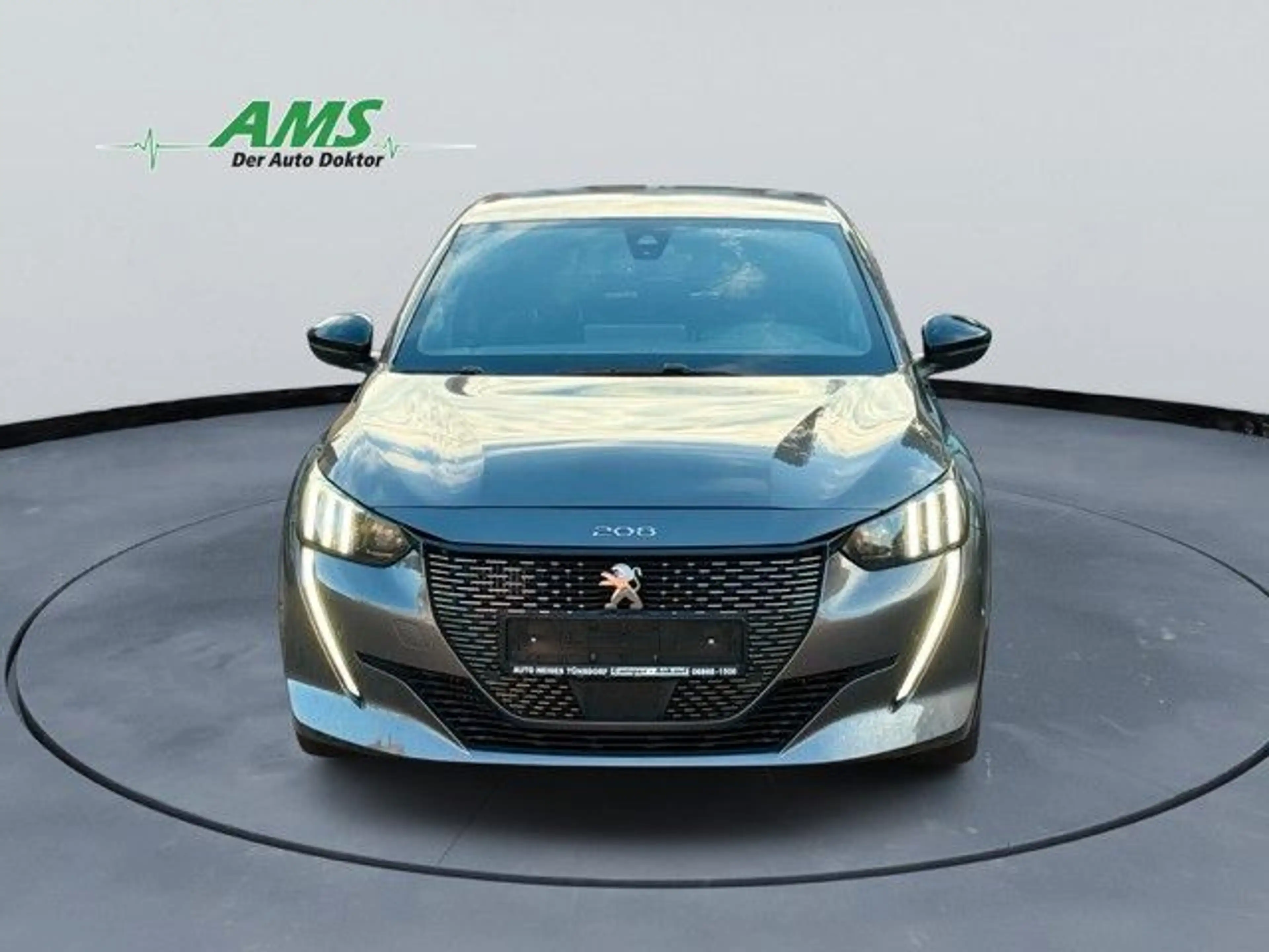 Peugeot 208 GT Pack — photo 6