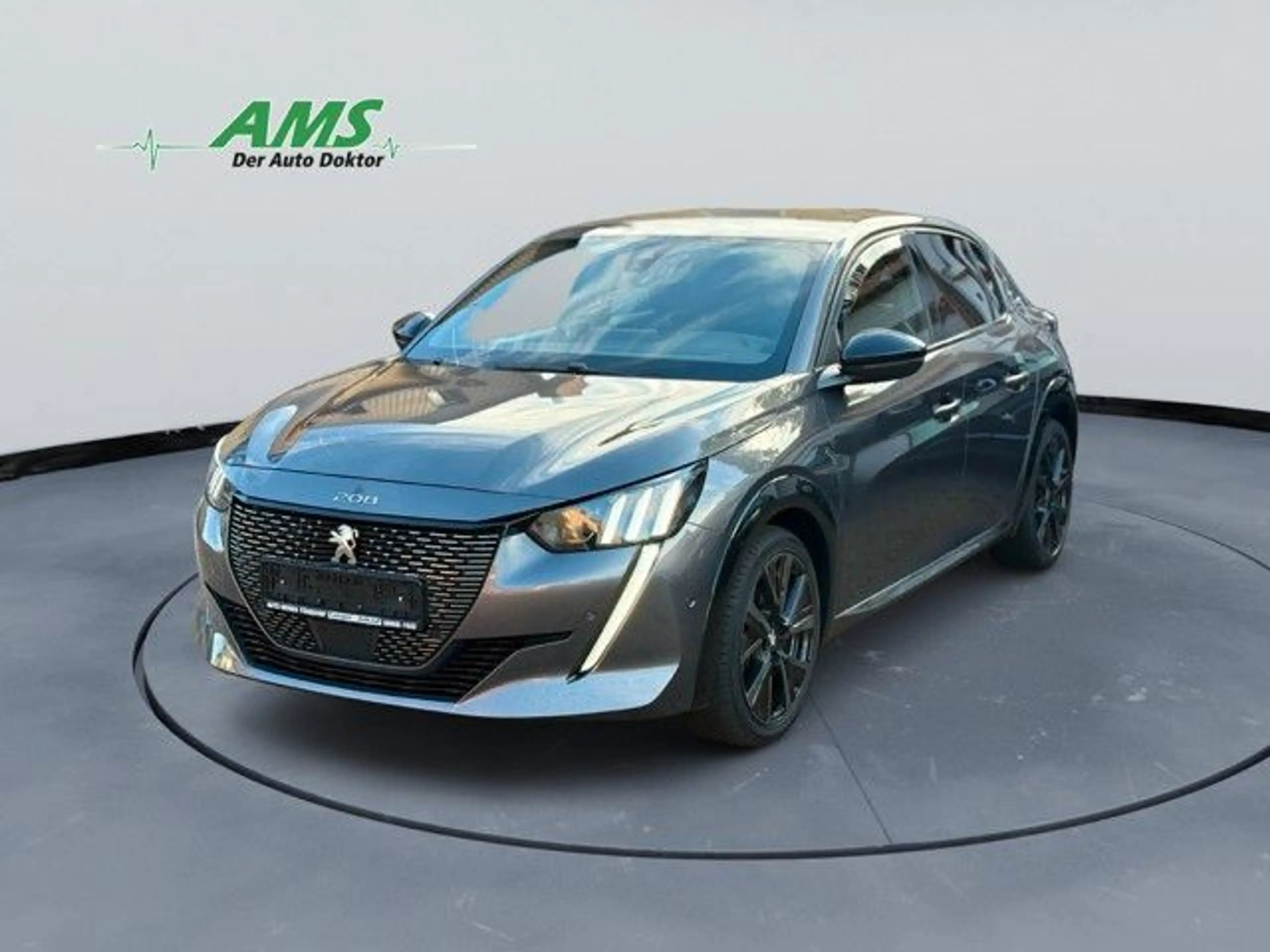 Peugeot 208 GT Pack — photo 15