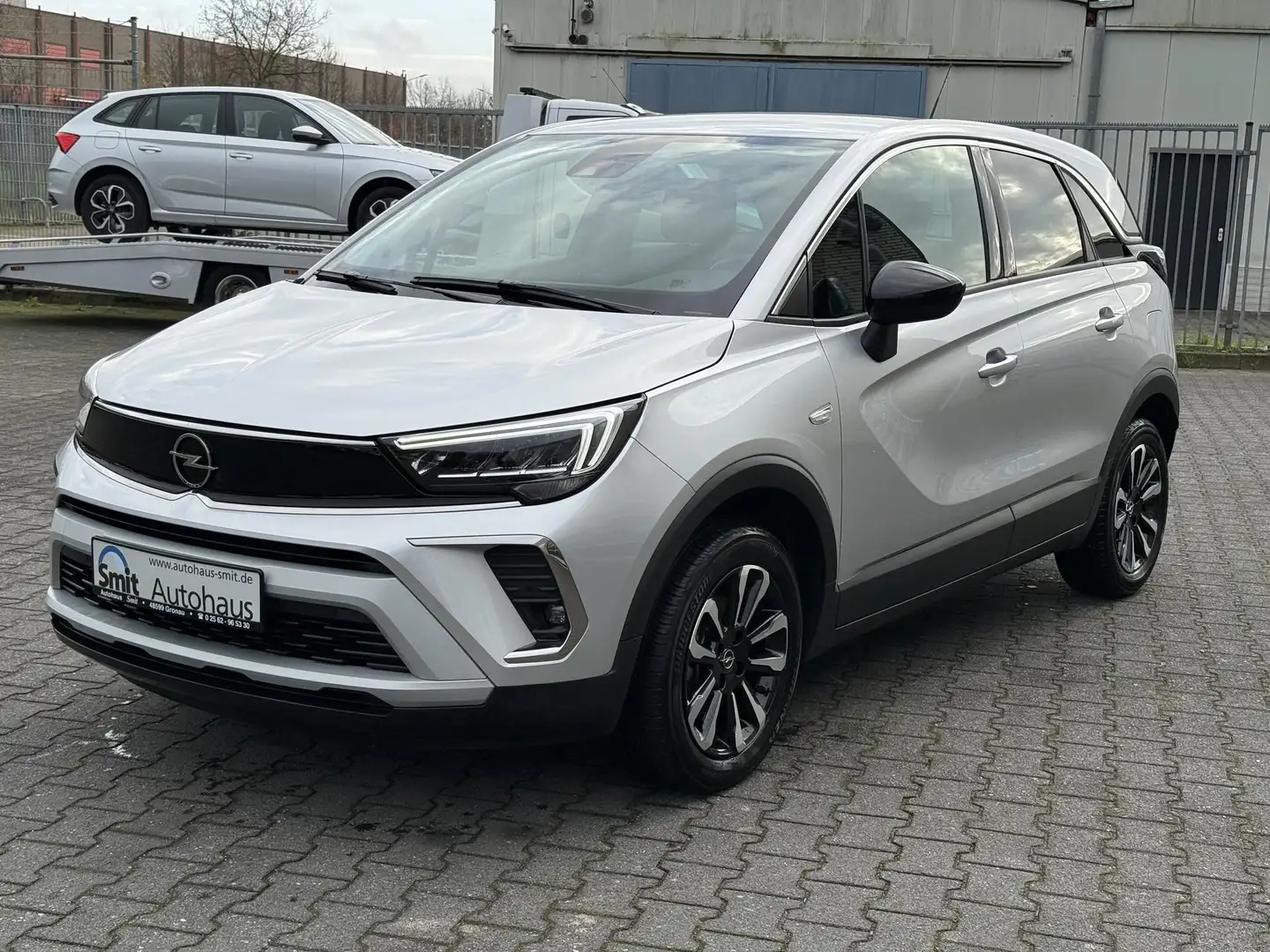 Opel Crossland Crossland 1.2 Turbo Elegance*LED*NAVI*KAMERA*PDC Silber - 2