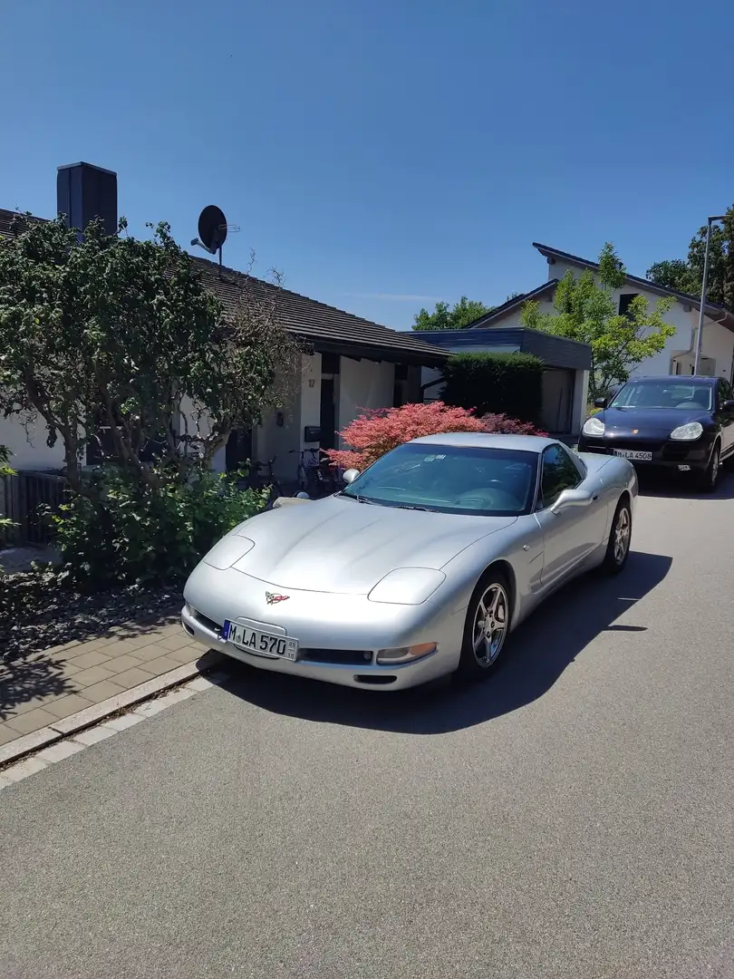 Corvette C5 Coupé Targa sehr gepflegt TÜV 6/27 Argent - 1