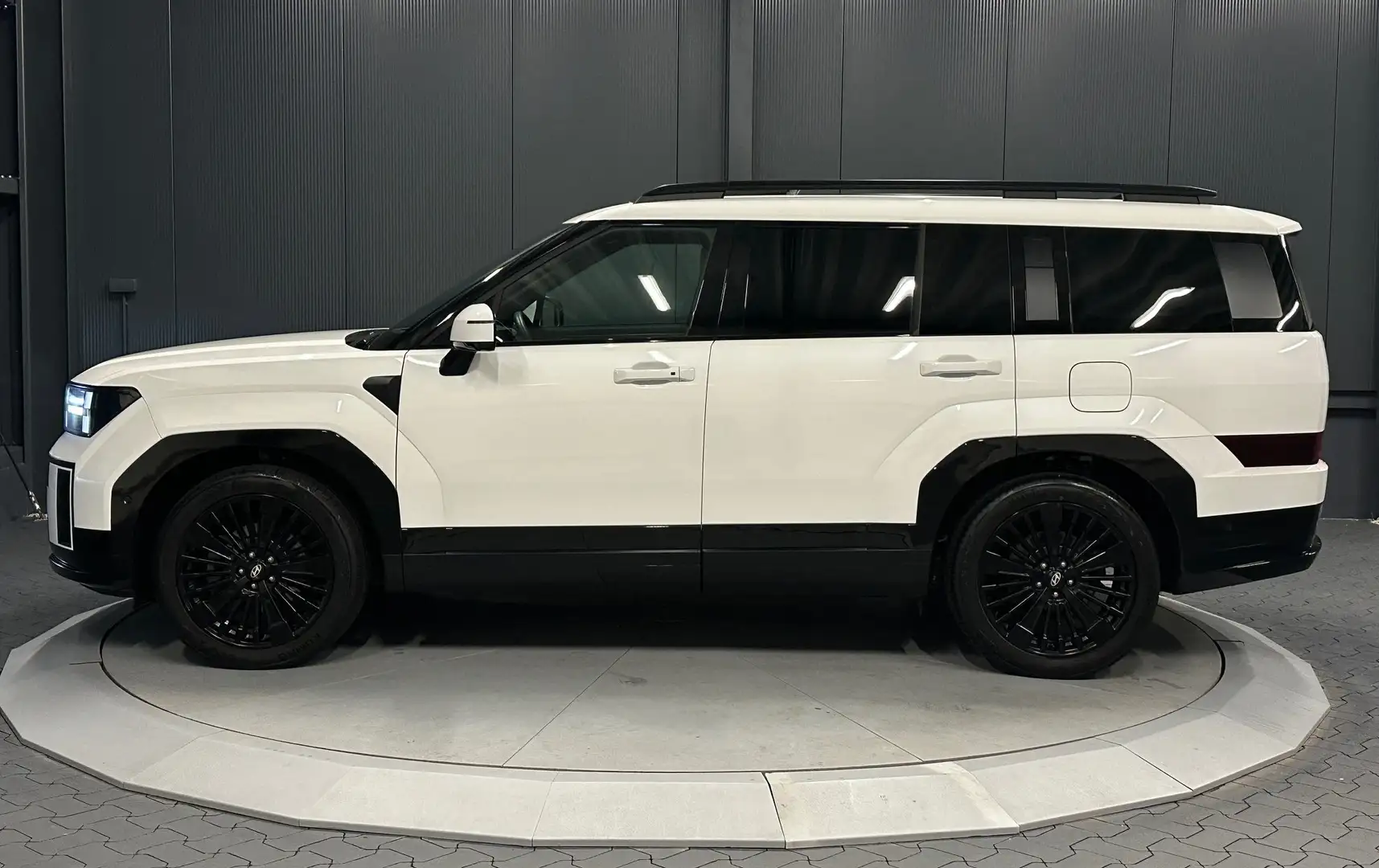 Hyundai SANTA FE 1.6 T-GDI Hybrid 4WD Blackline*PANORAMA*20Zoll* Alb - 2