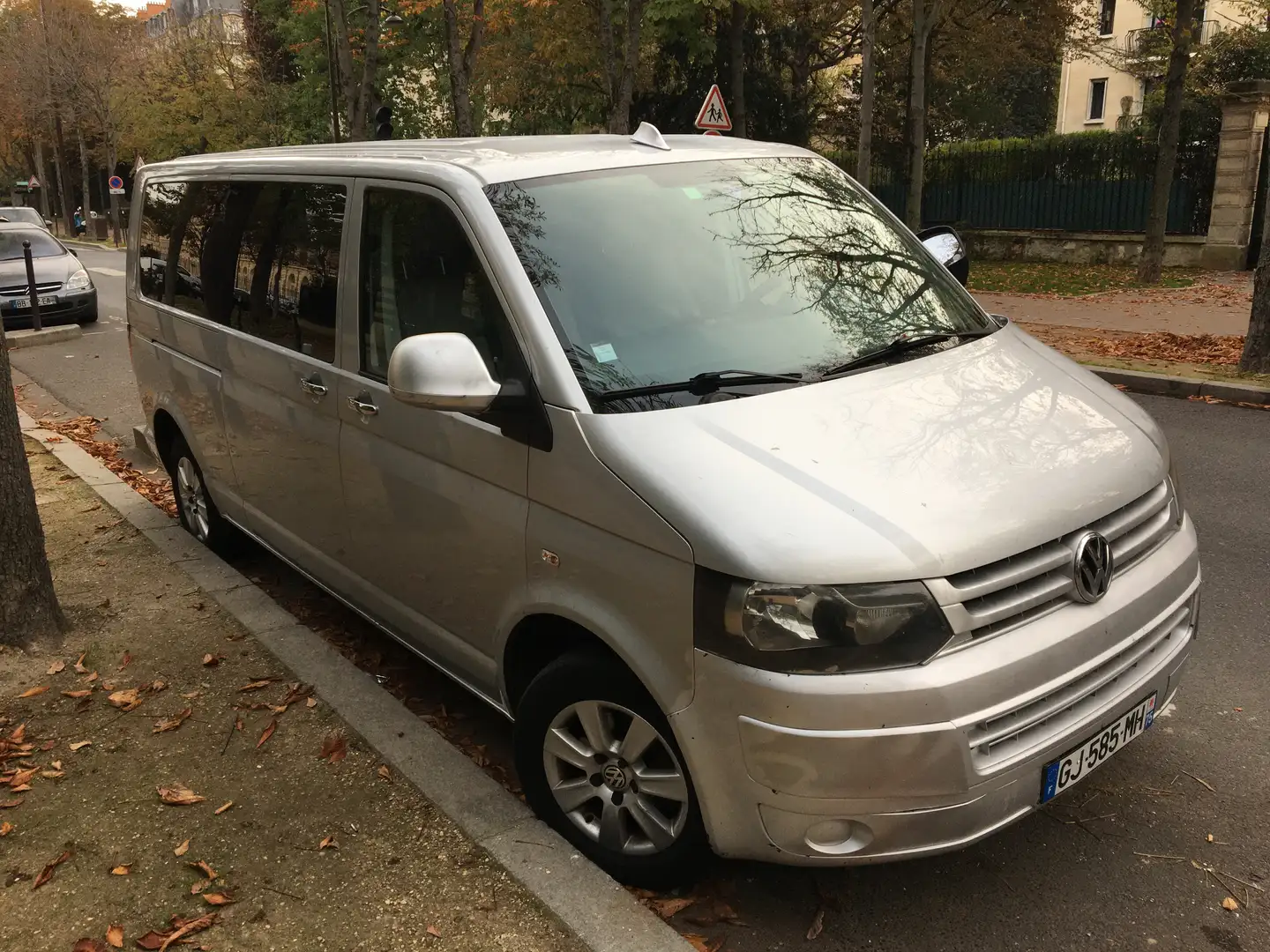 Volkswagen T5 2011 Caravelle 2.0 essence ethanol 9 places Argent - 2