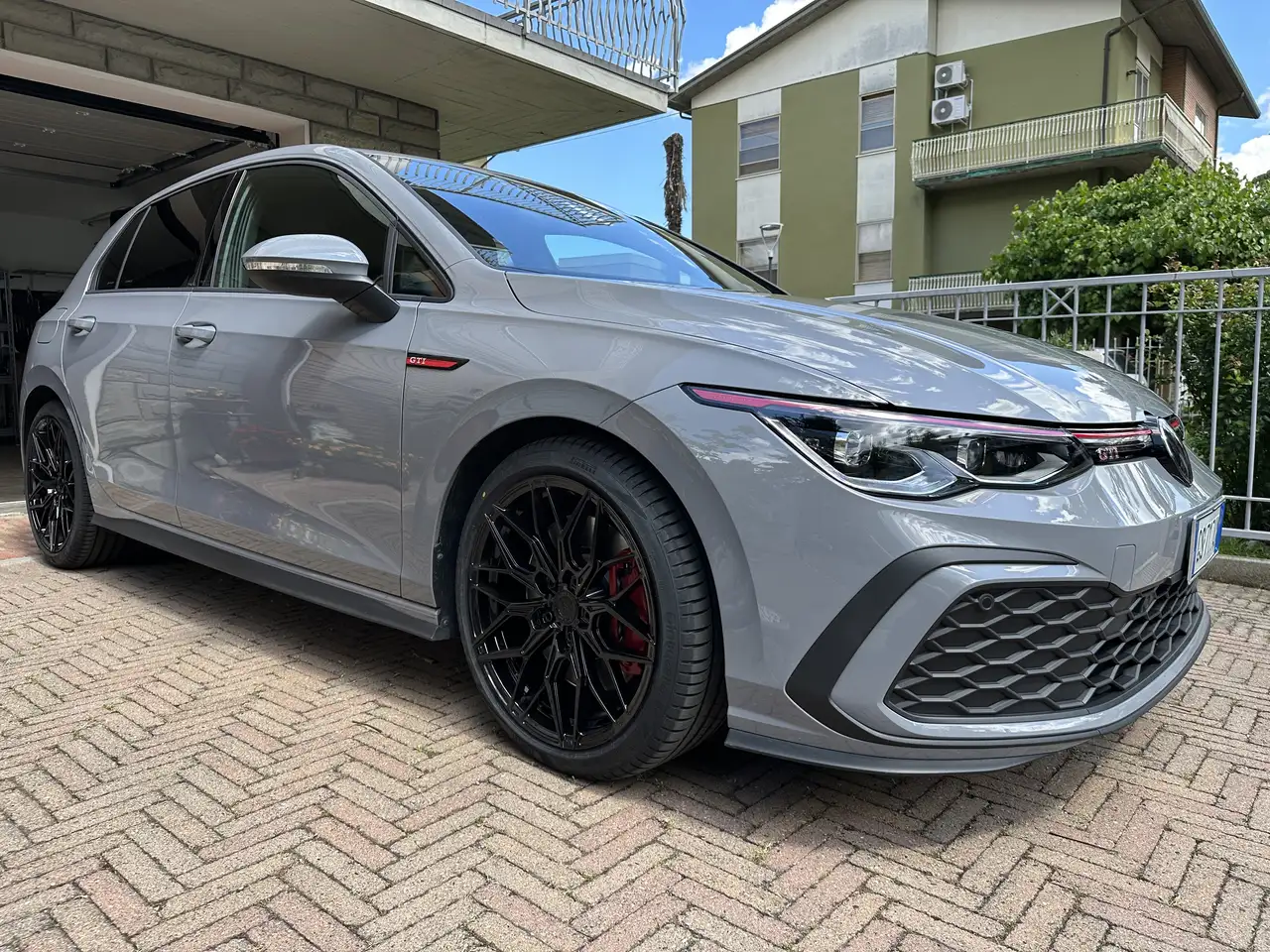 Volkswagen Golf GTI