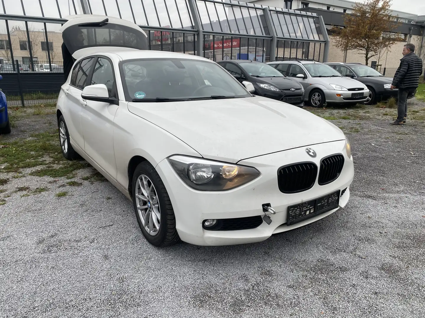 BMW 116 116 i ~Motorschaden~ Weiß - 1