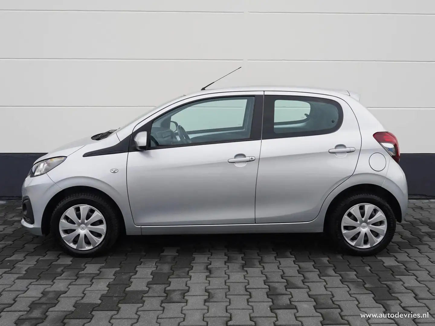 Peugeot 108 1.0 e-VTi 5drs. Active | Airco | Bluetooth | 1e Ei Gris - 2