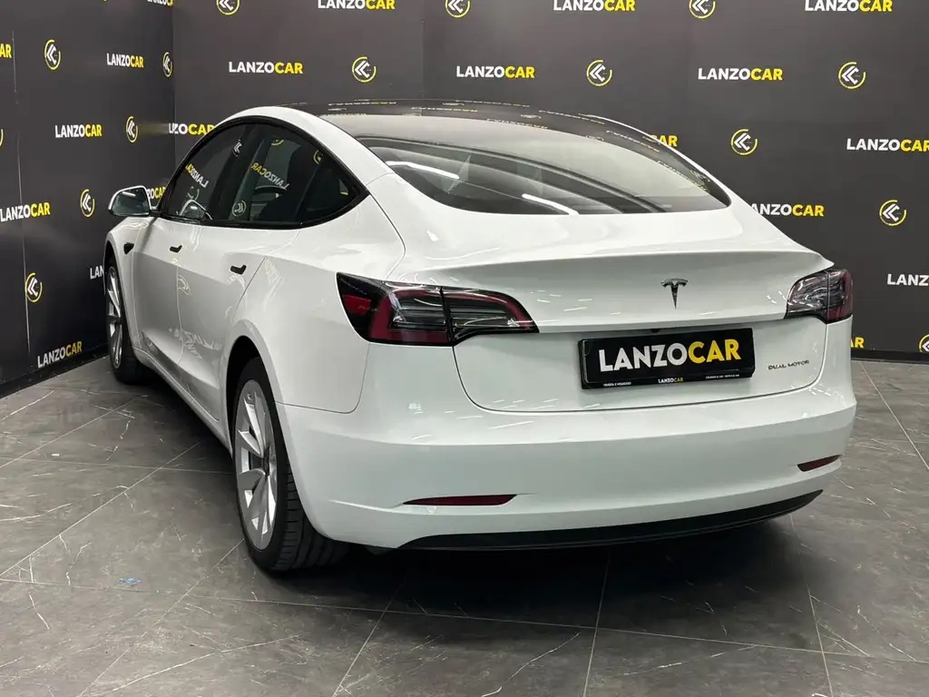 Tesla Model 3 | foto 6