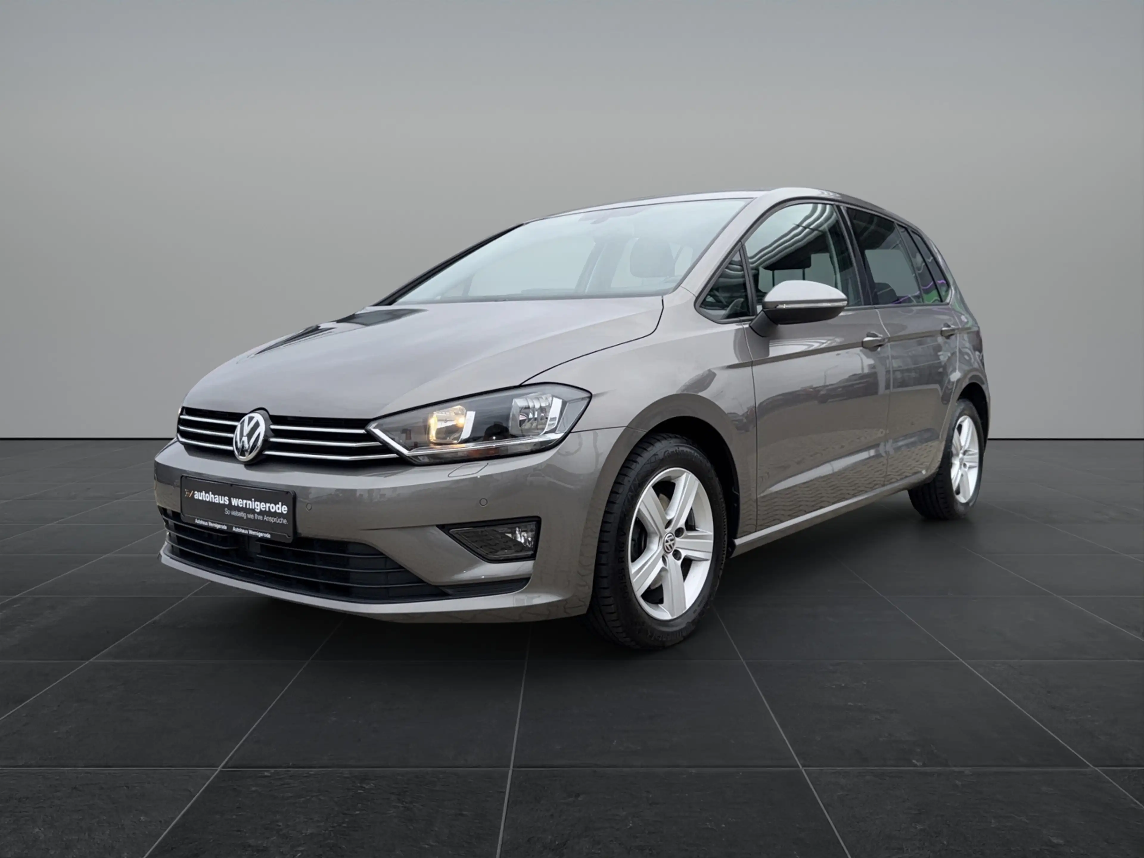 Volkswagen Golf Sportsvan CL 2.0TDI *Kamera*ACC*PDC*Klima* — photo 2