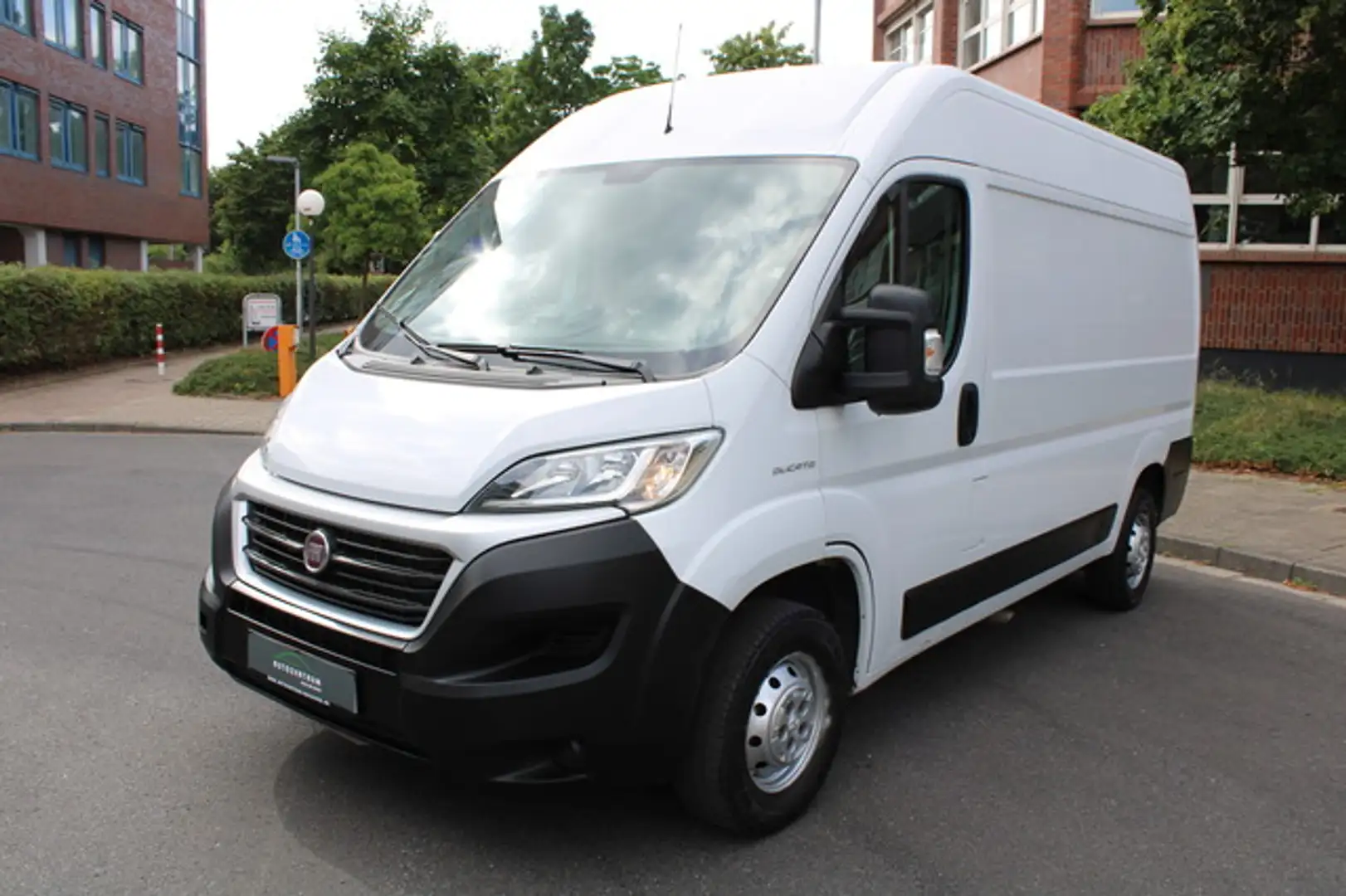 Fiat Ducato 130 Multijet L2H2 Navi/Kamera/DAB/AHK Weiß - 2