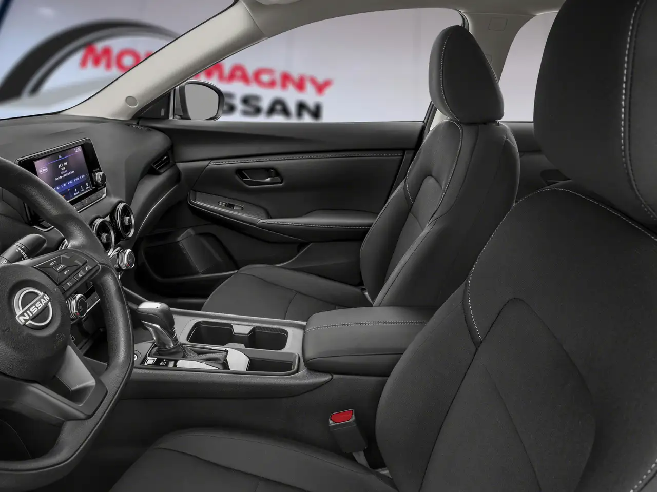 Nissan Sentra снимка Nissan Sentra