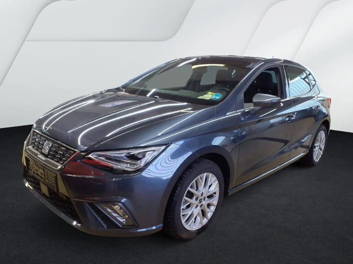 SEAT Ibiza Xcellence 1.0 TSI DSG Navi RearView LED Sitzh. Car Grau - 2