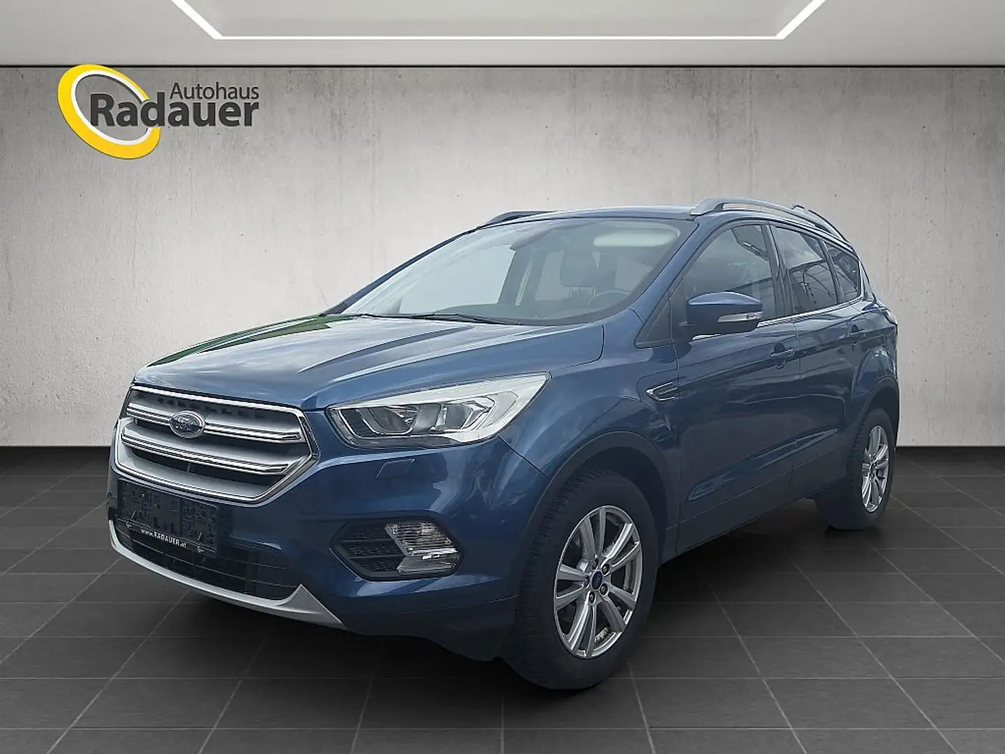 Ford Kuga 1,5 EcoBoost Titanium Blau - 1