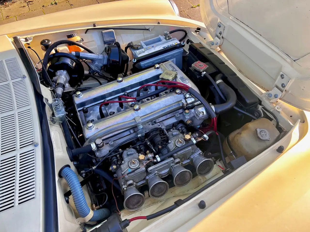 Alfa Romeo Spider 1750 Veloce, foto 11