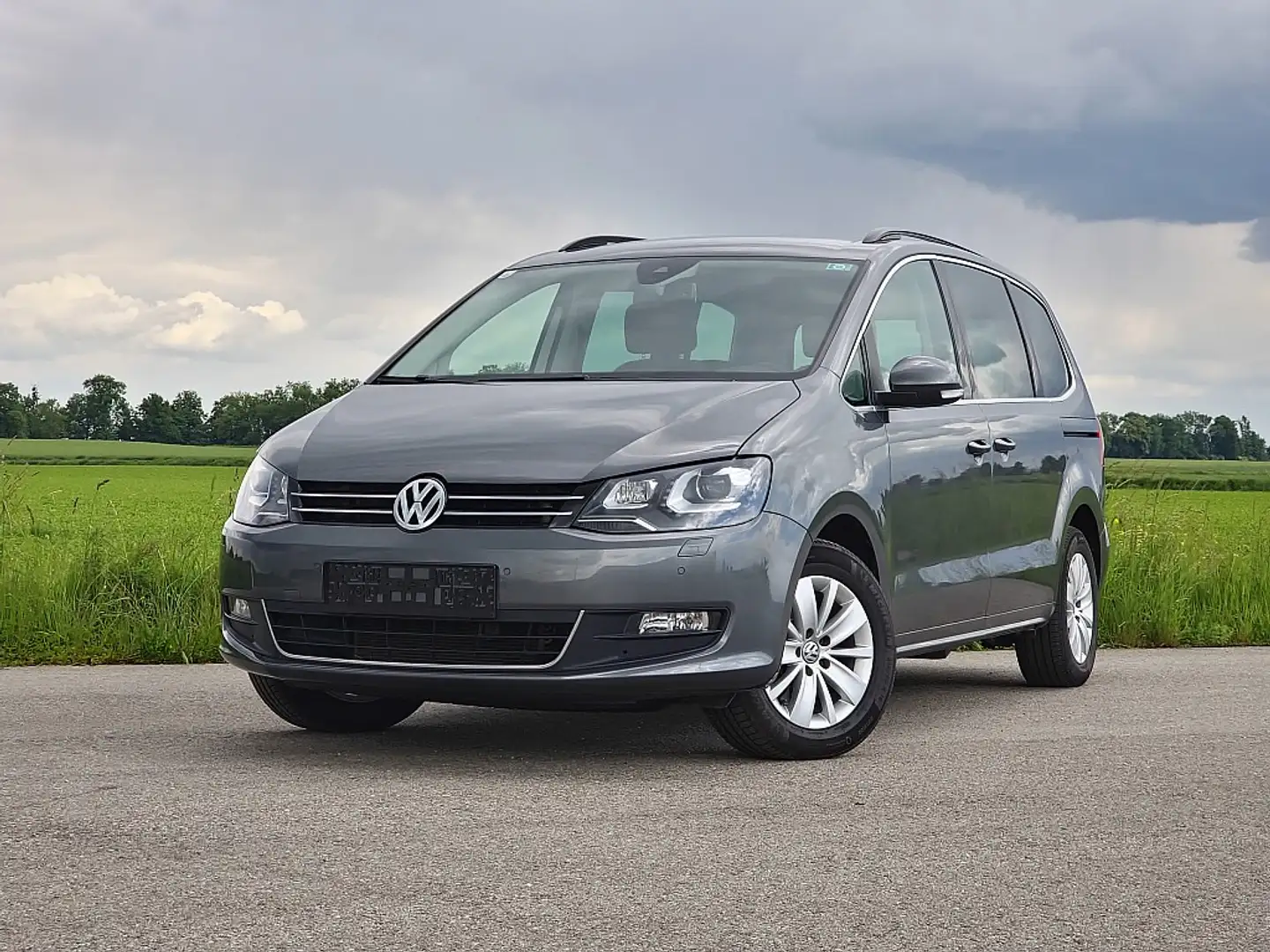 Volkswagen Sharan Karat 2,0 TDI DSG *SOMMERAKTION*RÜCKFAHRKAMERA*... Grau - 1