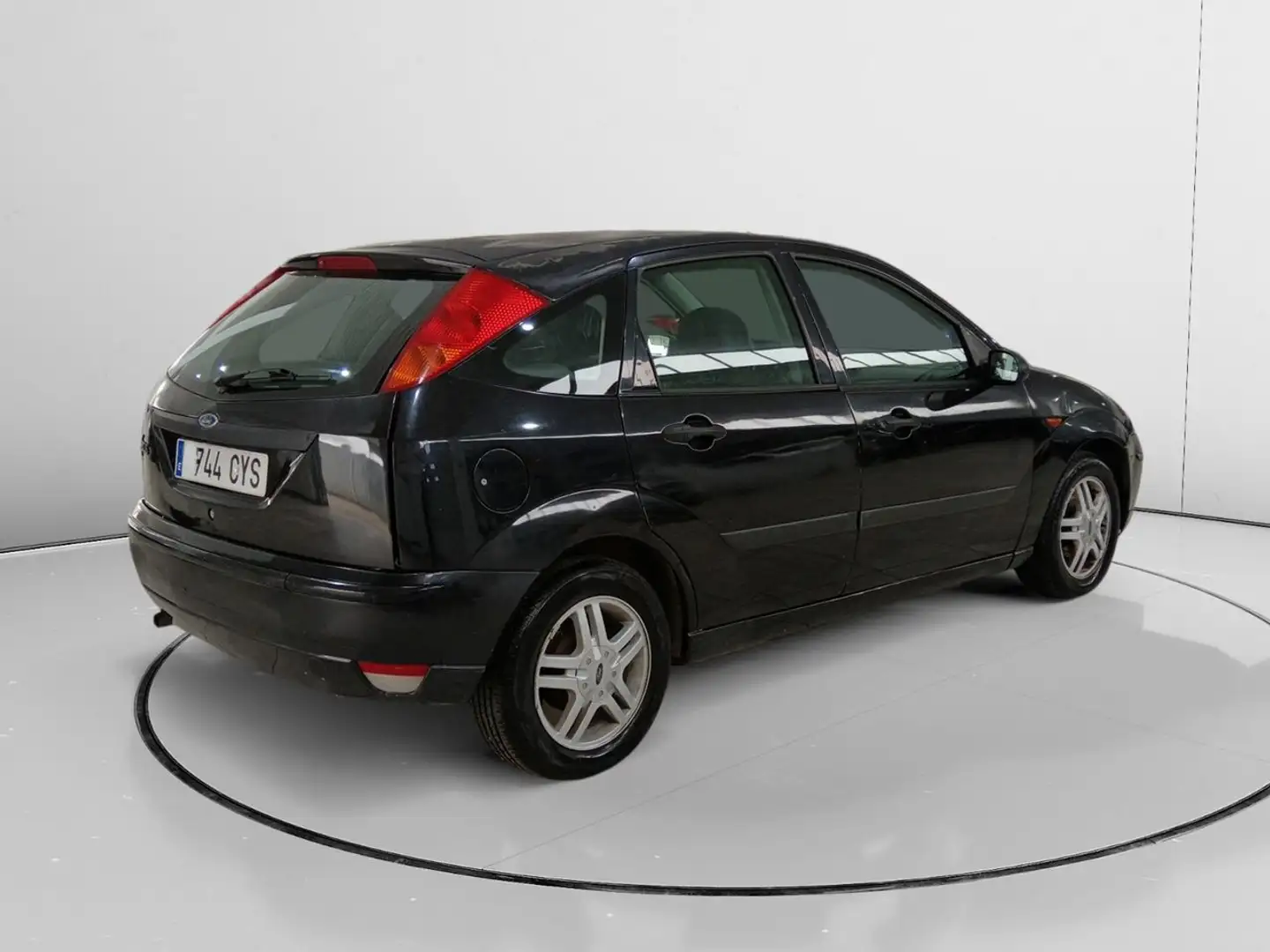 Ford Focus 1.6 Ghia Zwart - 2