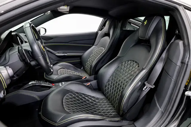 Ferrari 488 view 16