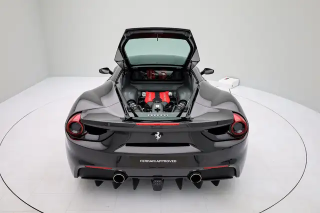 Ferrari 488 view 29