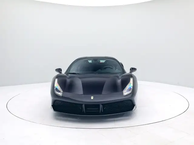 Ferrari 488 view 3