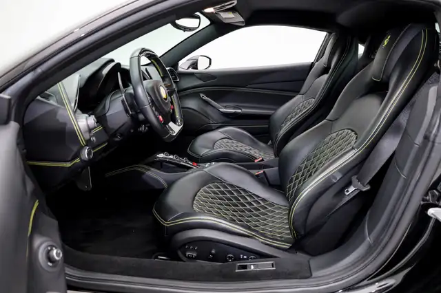 Ferrari 488 view 18