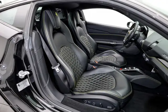 Ferrari 488 view 26