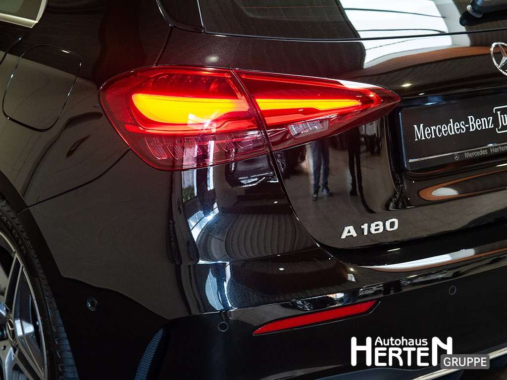 Mercedes-Benz A 180