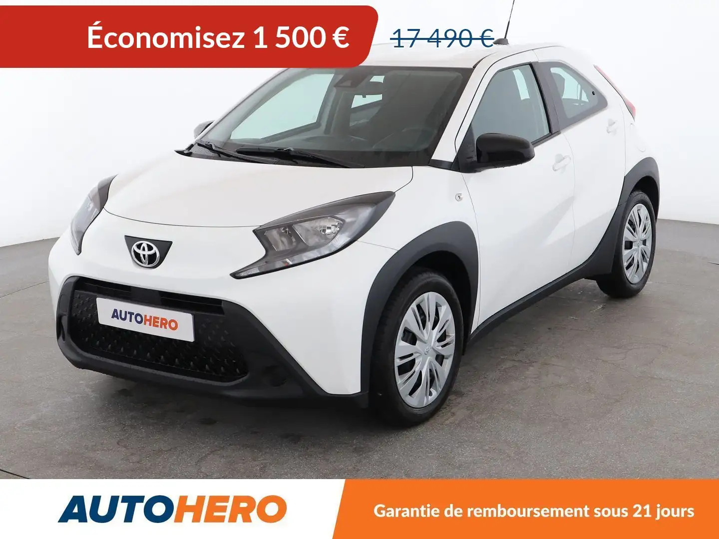 Toyota Aygo X 1.0 VVT-i Dynamic S-CVT Blanc - 1