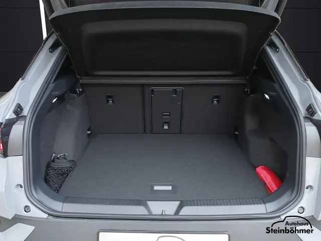 Volkswagen Id.4 view 6