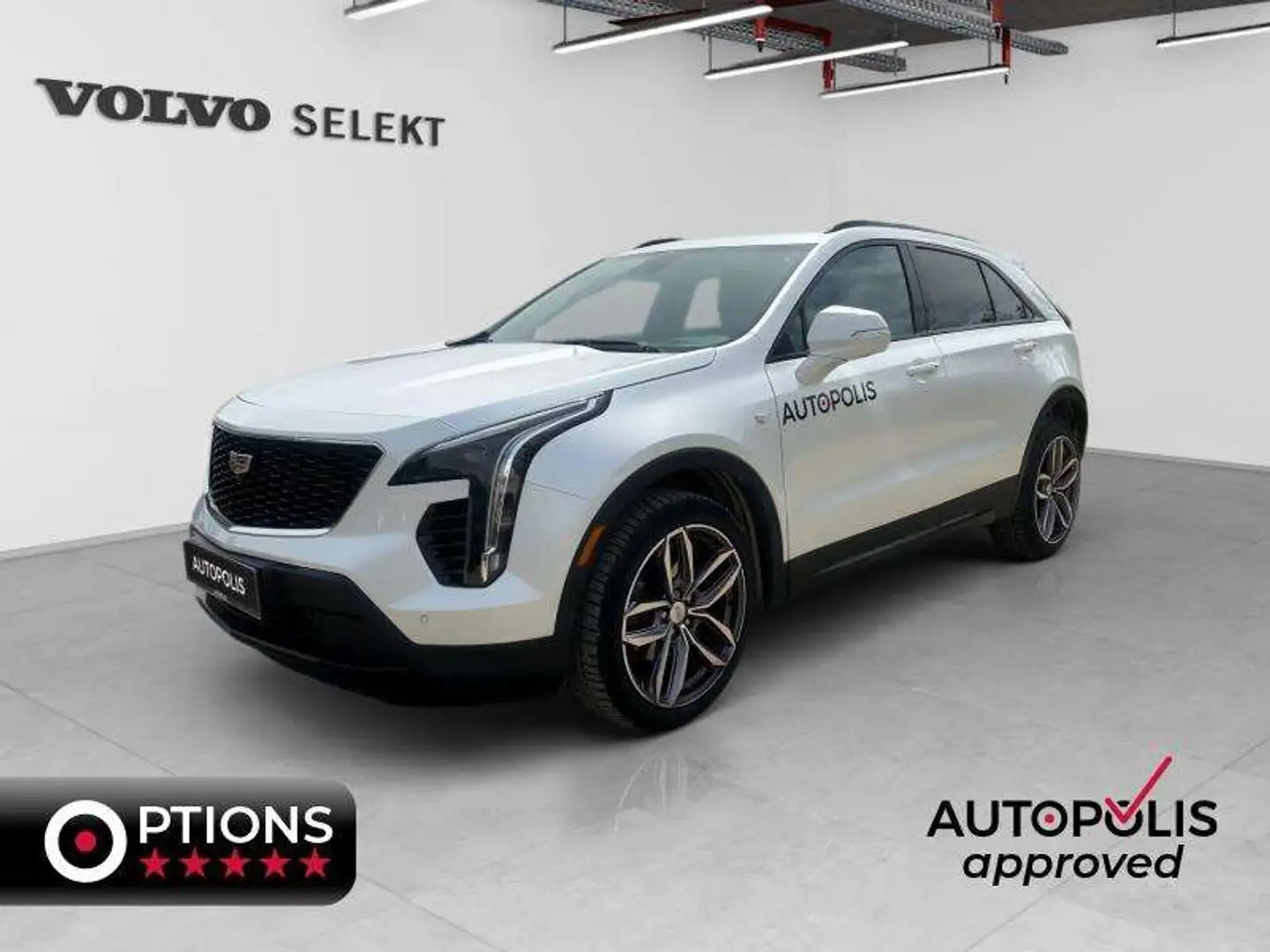 Cadillac XT4 2.0 SPORT 350D 4WD Bílá - 1