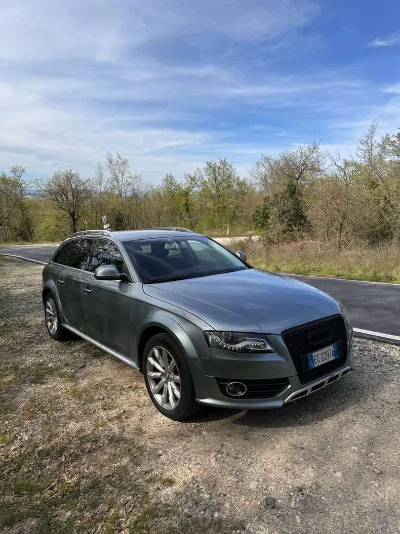 Audi A4 allroad 3.0 V6 tdi Advanced zelena - 2