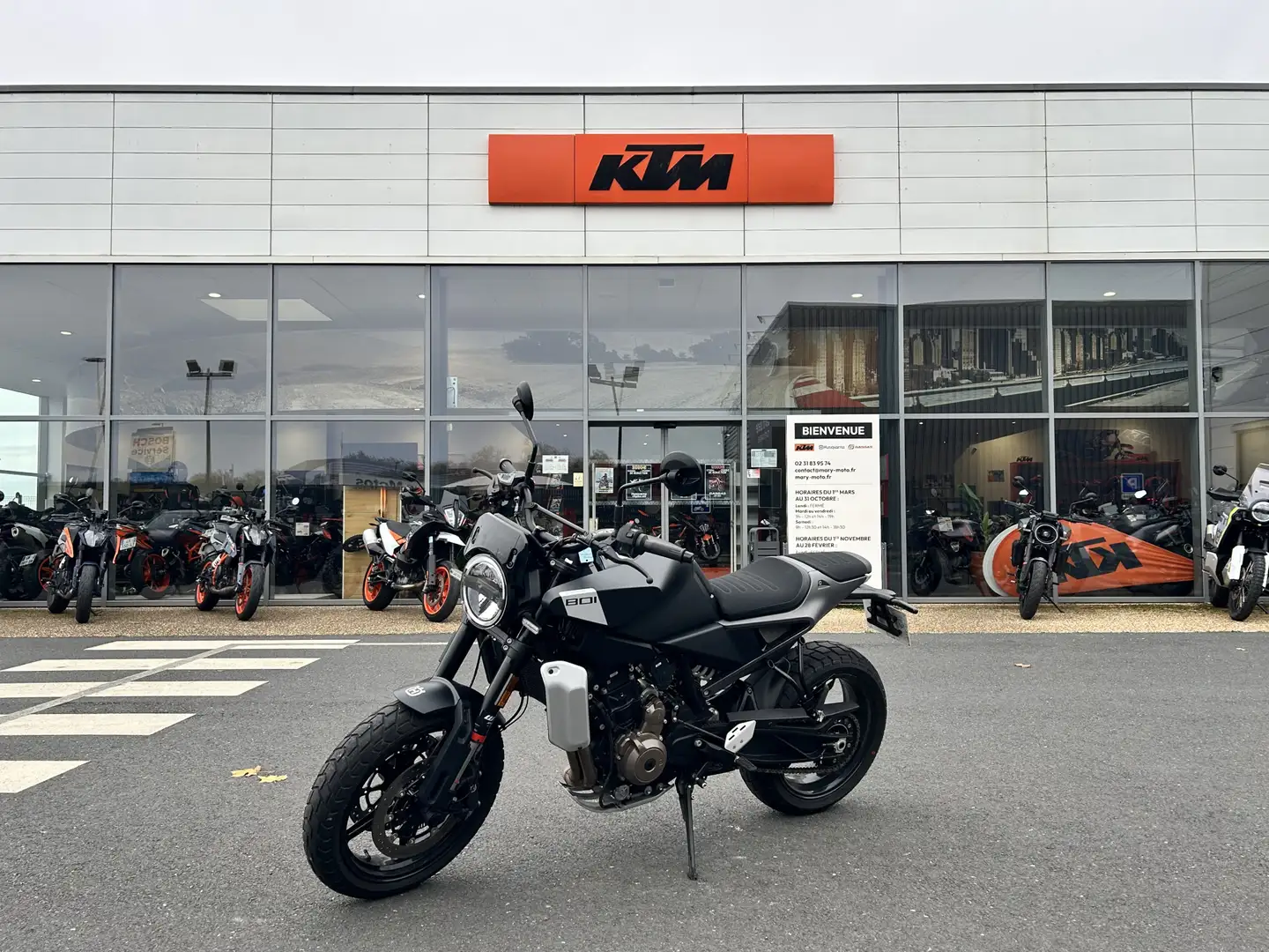 Husqvarna Svartpilen Negro - 2