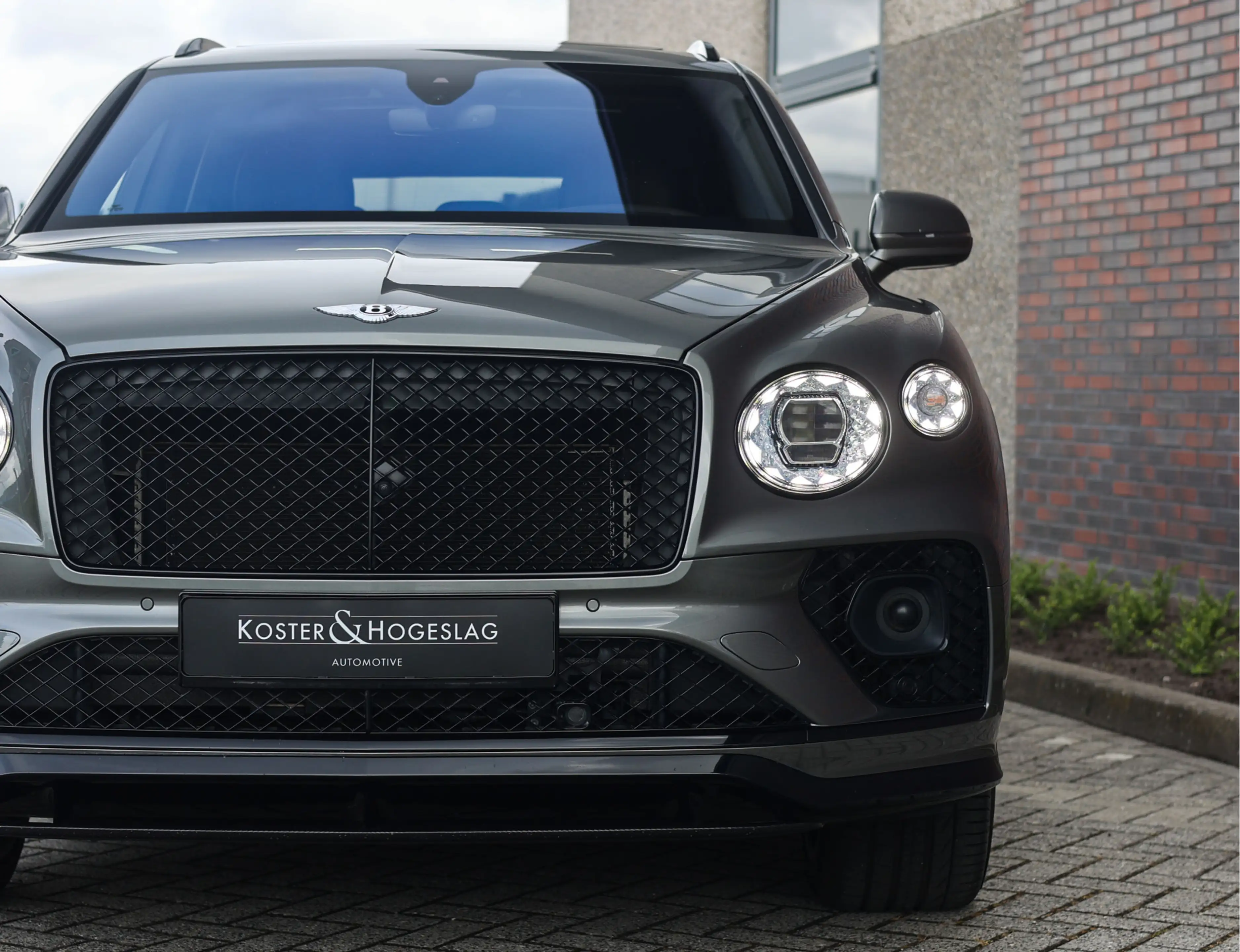 Bentley Bentayga V6 Hybrid | Mulliner - Naim - Night Vision — photo 12