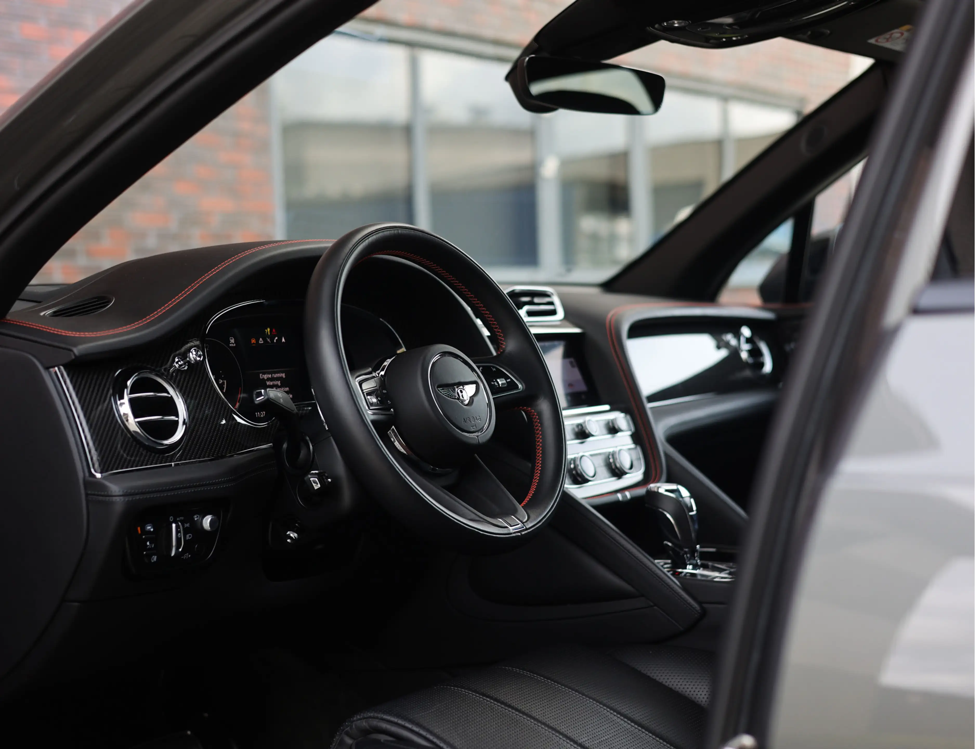 Bentley Bentayga V6 Hybrid | Mulliner - Naim - Night Vision — photo 32