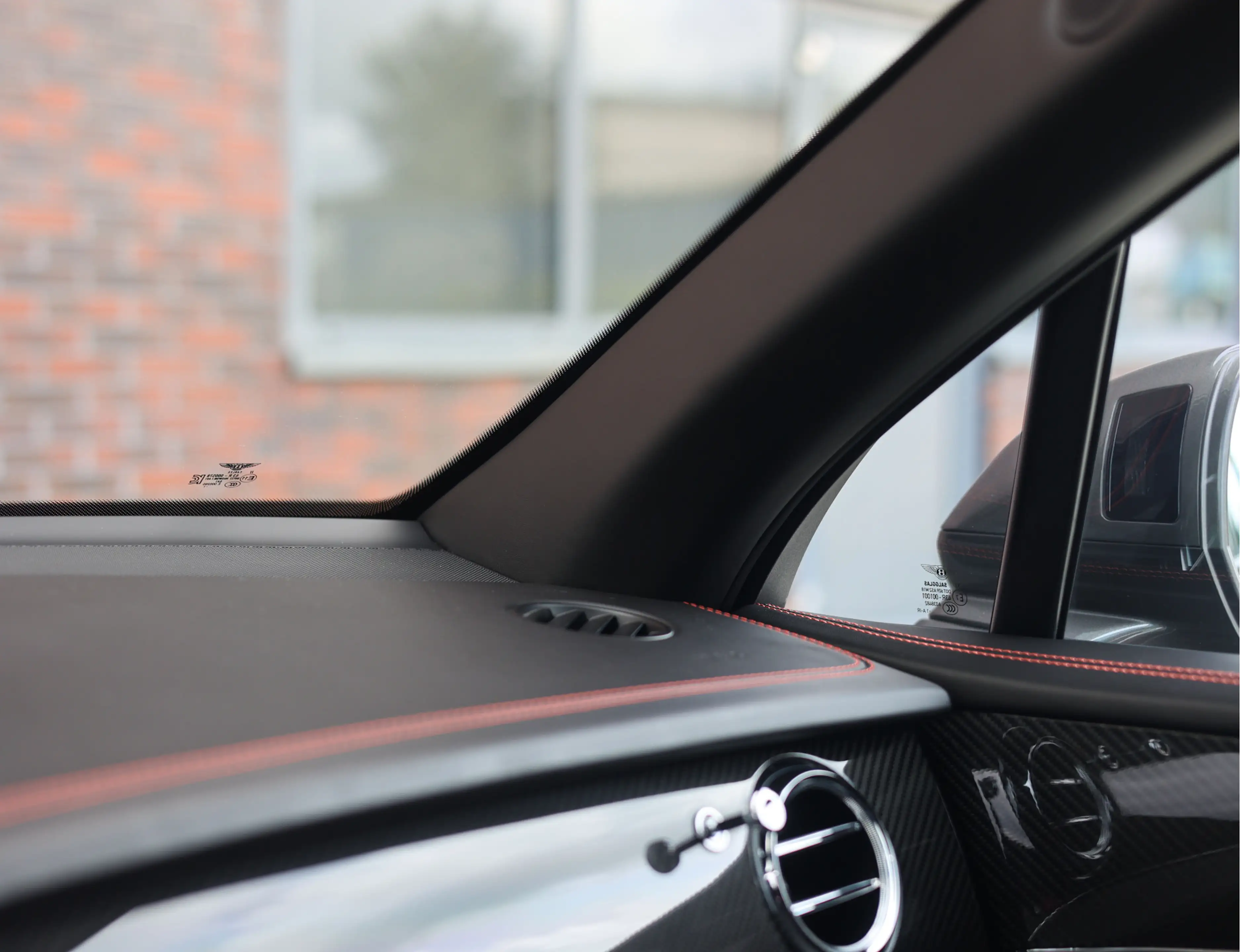 Bentley Bentayga V6 Hybrid | Mulliner - Naim - Night Vision — photo 44